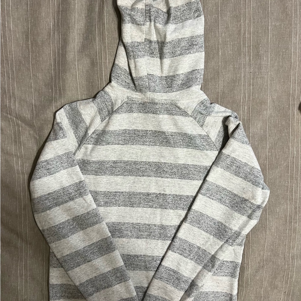 H&M hoodie - Picture 2 of 3